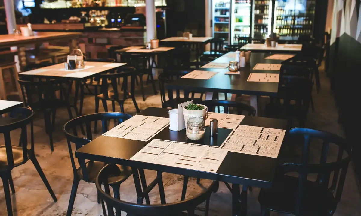 Restaurant profit margin optimization techniques in Africa with local ingredients